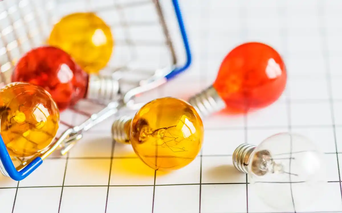 long-lasting light bulbs tips