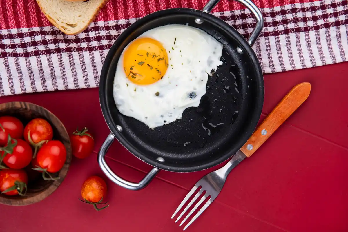 perfect fried egg skillet cooking