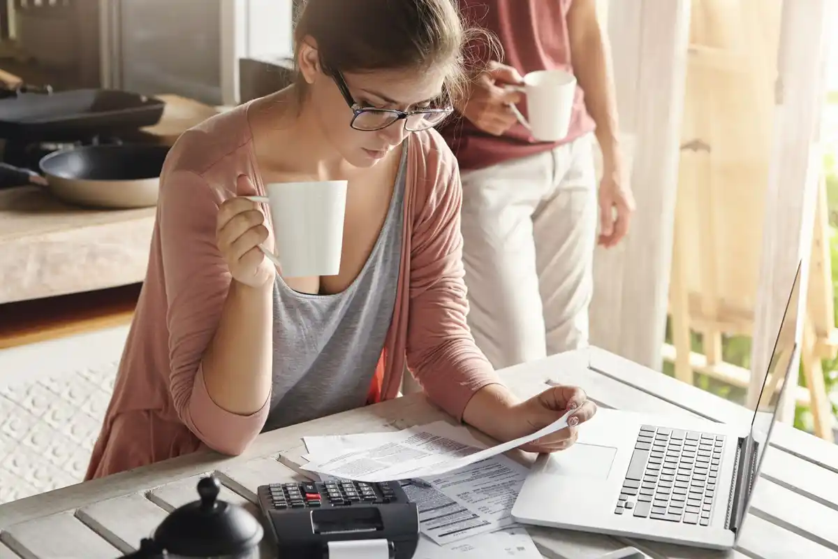 personal budgeting saving money Sweden