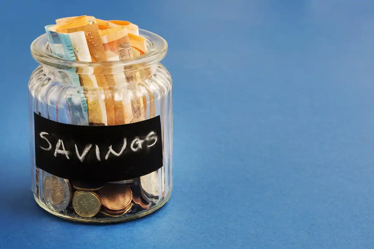 automatic personal savings Sweden bank