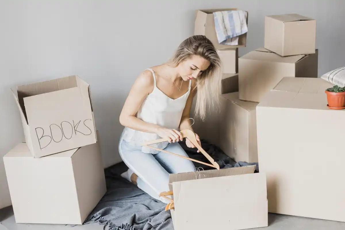 home decluttering tips Sweden