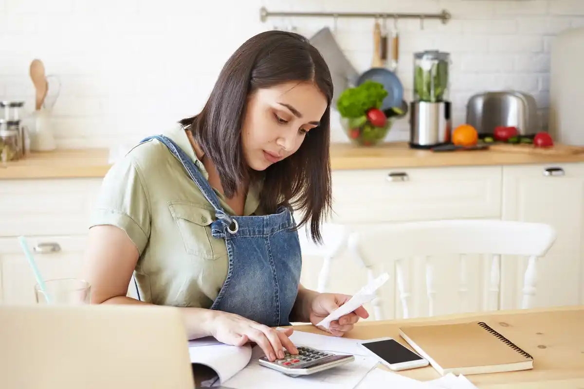 personal finance budgeting Sweden small expenses