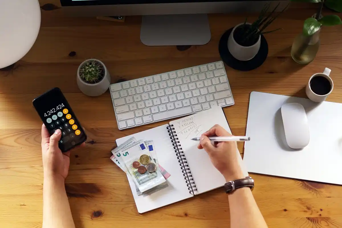 smart budgeting personal finance Sweden