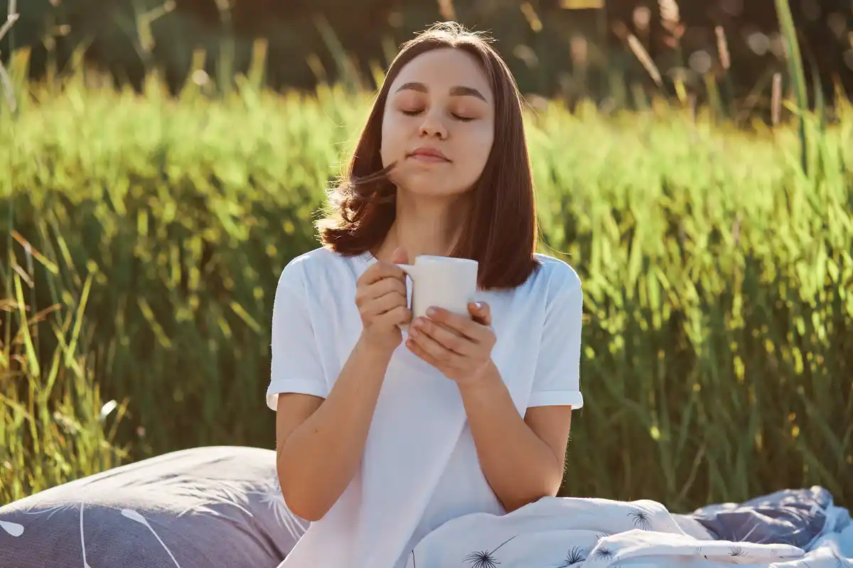 tired person lifestyle tips coffee breaks outdoors